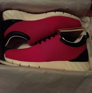 Fastlane red Louis Vuitton sneakers